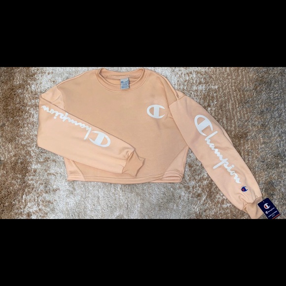 Champion Tops - NWT Authentic Champion cropped sweater